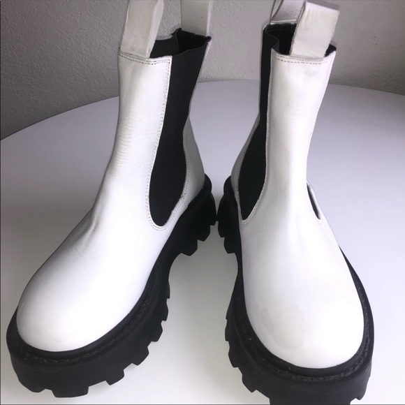 SIMON MILLER BOOT IN MACADAMIA PATENT 
SCRAMBLER - Picture 5 of 10